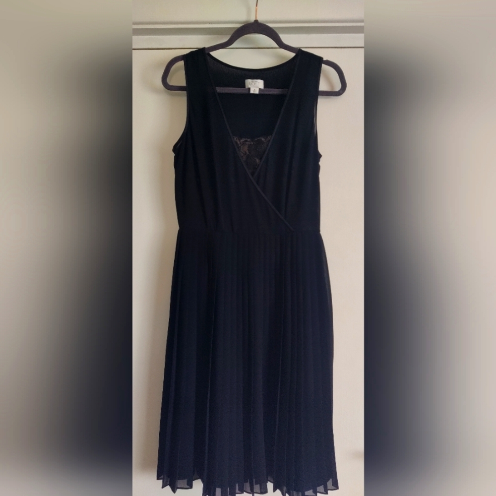 Ann Taylor Loft Pleated Wrap Dress with Lace Inset, Size 6